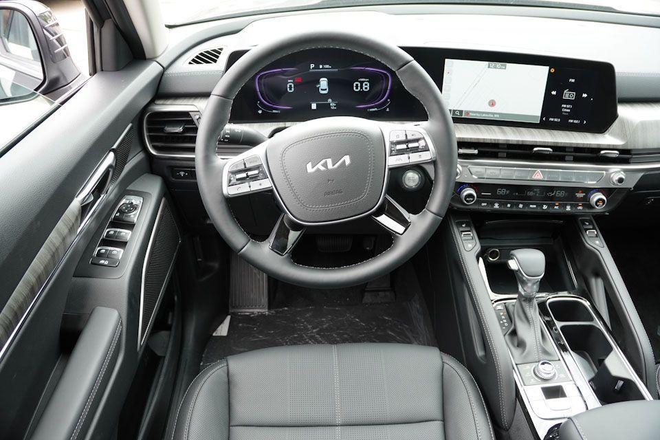 new 2025 Kia Telluride car, priced at $42,342