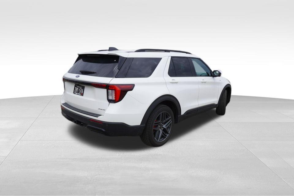 used 2025 Ford Explorer car, priced at $45,987
