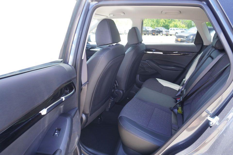 new 2025 Kia Seltos car, priced at $25,438