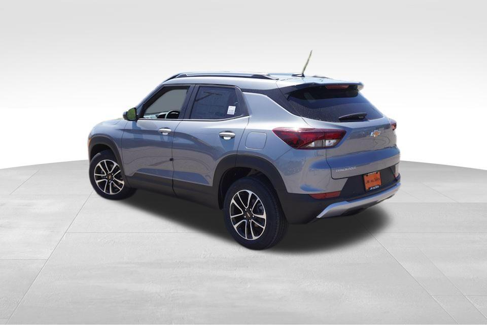 new 2025 Chevrolet TrailBlazer car, priced at $23,880