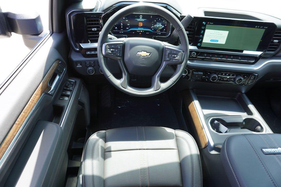 new 2025 Chevrolet Silverado 3500 car, priced at $79,870