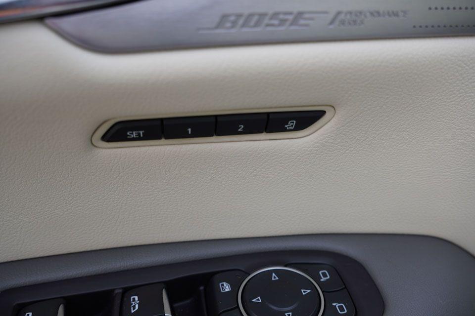 used 2021 Cadillac XT5 car, priced at $21,459