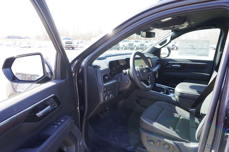 new 2025 Chevrolet Suburban car, priced at $76,820