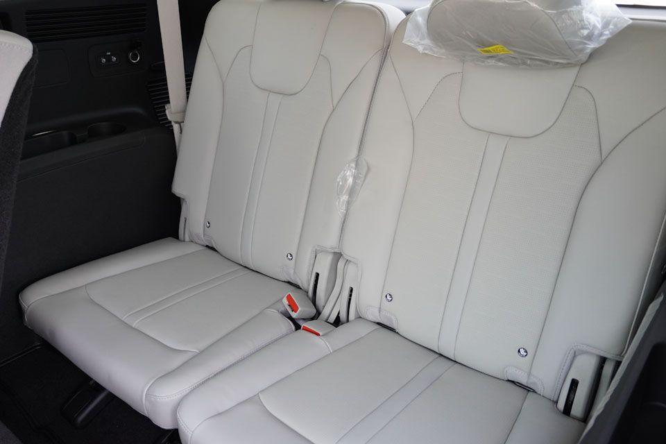 new 2025 Kia Sorento car, priced at $34,474