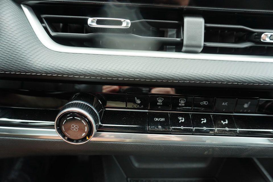 new 2026 Chevrolet Equinox car, priced at $29,990