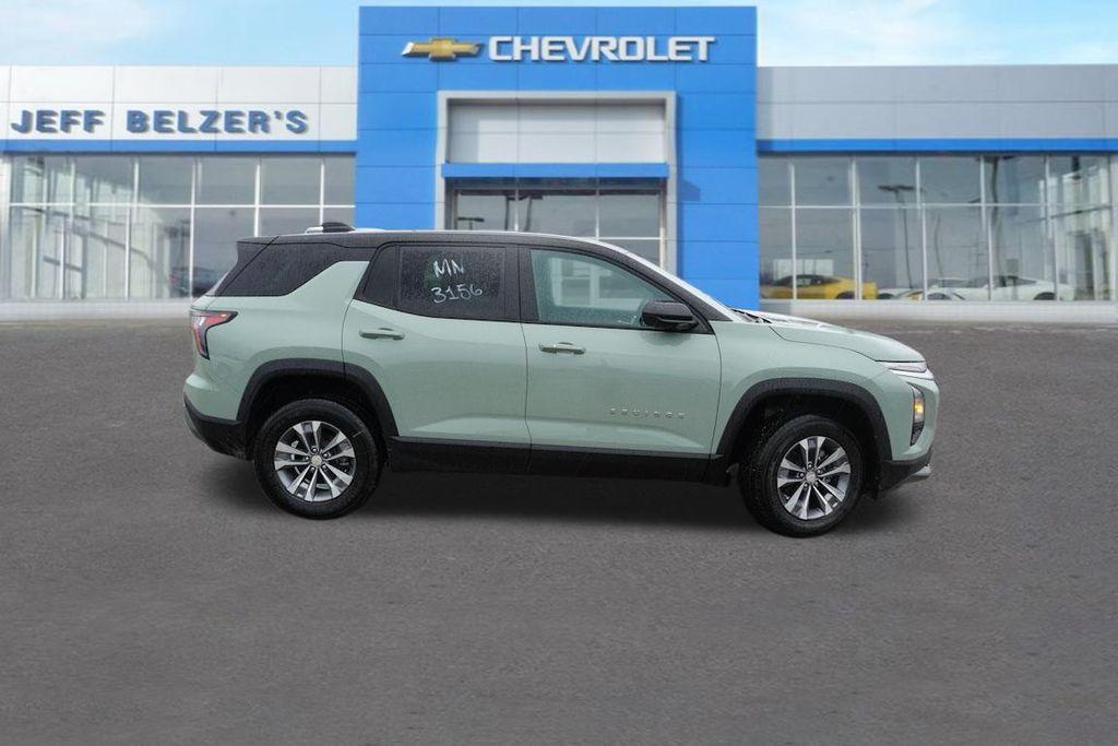 new 2026 Chevrolet Equinox car, priced at $29,990