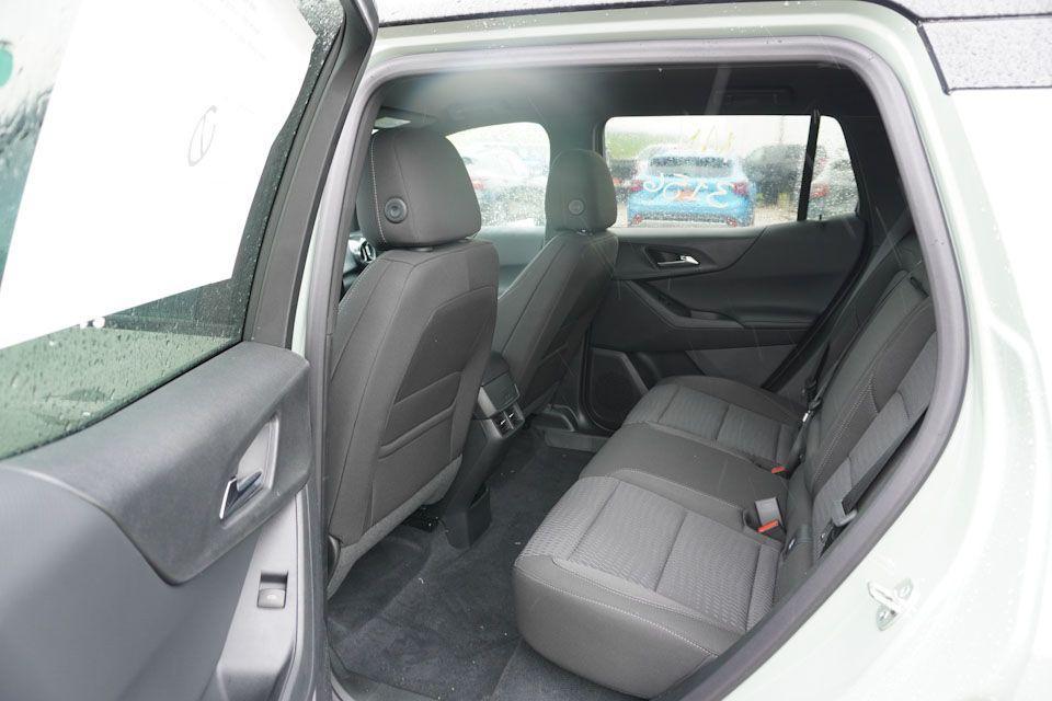 new 2026 Chevrolet Equinox car, priced at $29,990