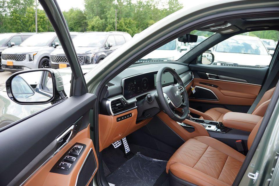 new 2025 Kia Telluride car, priced at $50,511