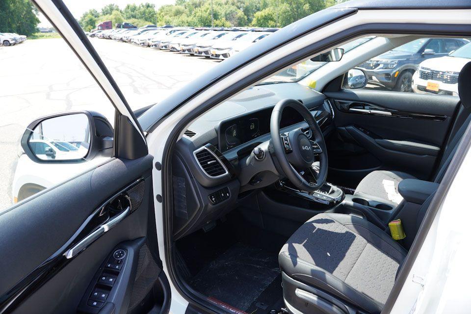 new 2026 Kia Seltos car, priced at $26,996