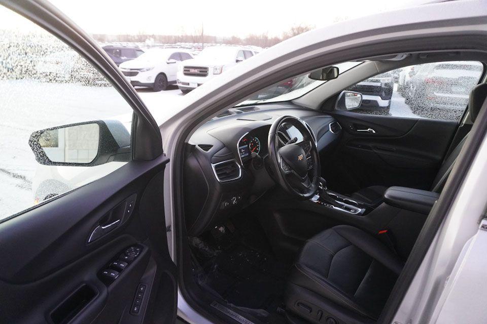 used 2022 Chevrolet Equinox car, priced at $22,574