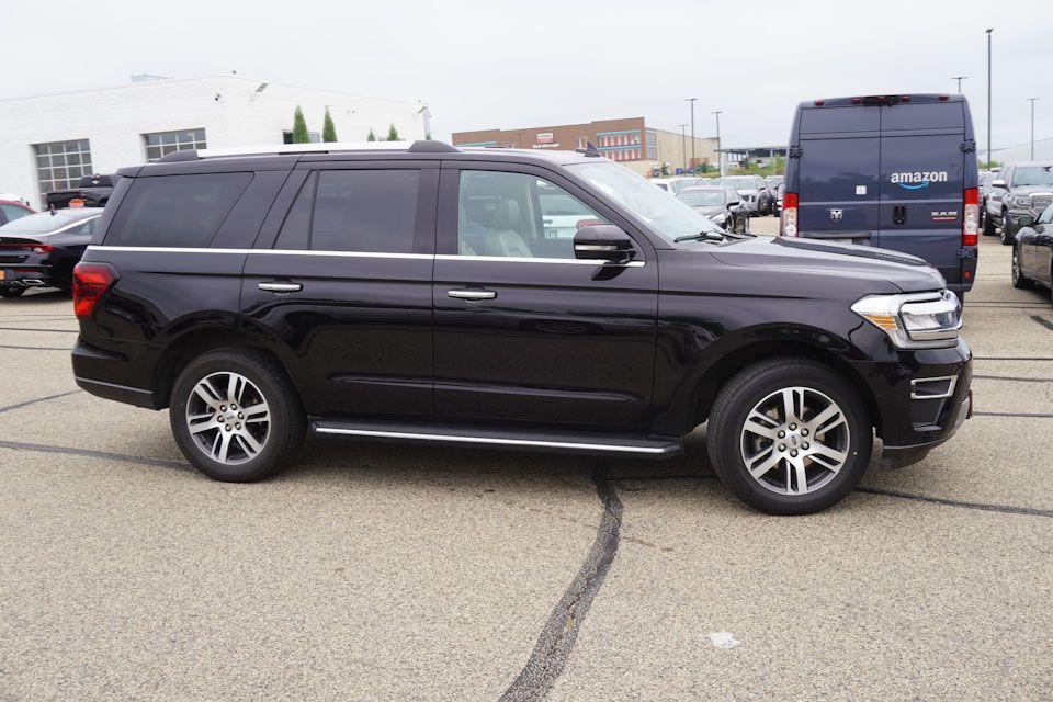 used 2022 Ford Expedition car, priced at $43,609