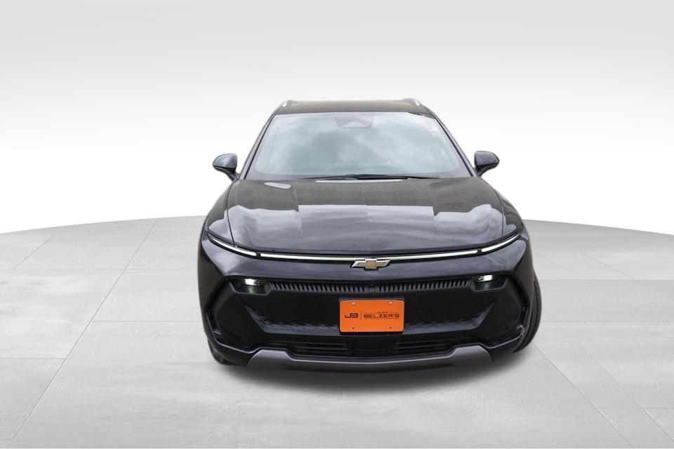 new 2025 Chevrolet Equinox EV car, priced at $38,990