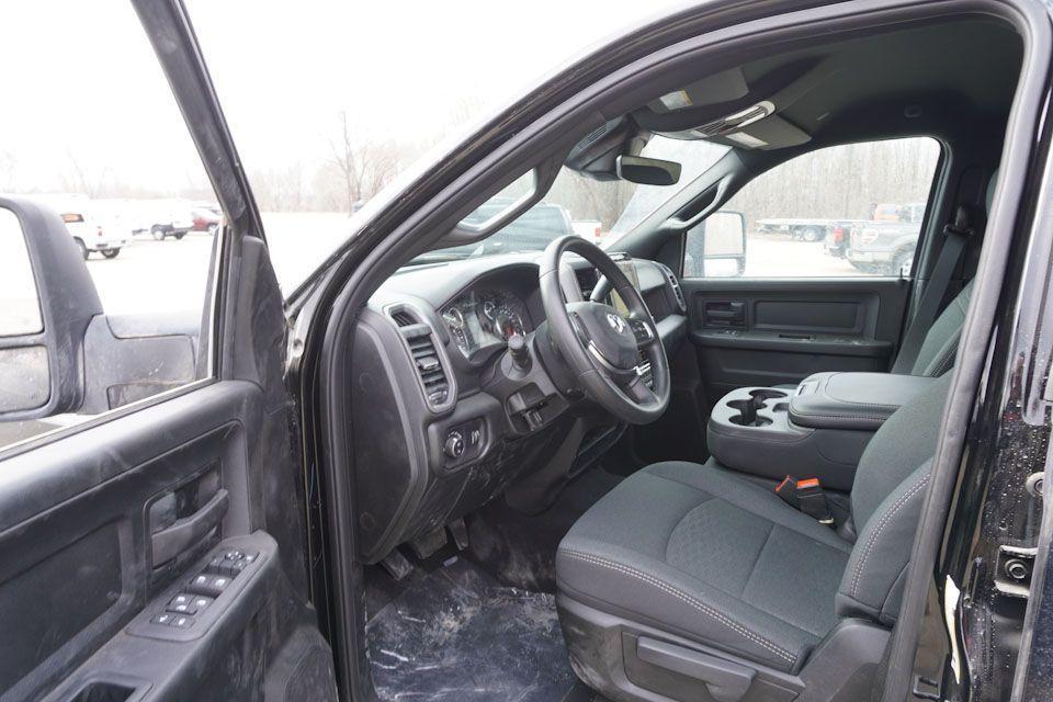 new 2025 Ram 3500 car, priced at $53,170