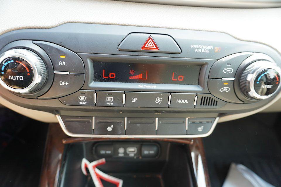 used 2016 Kia Sorento car, priced at $14,552