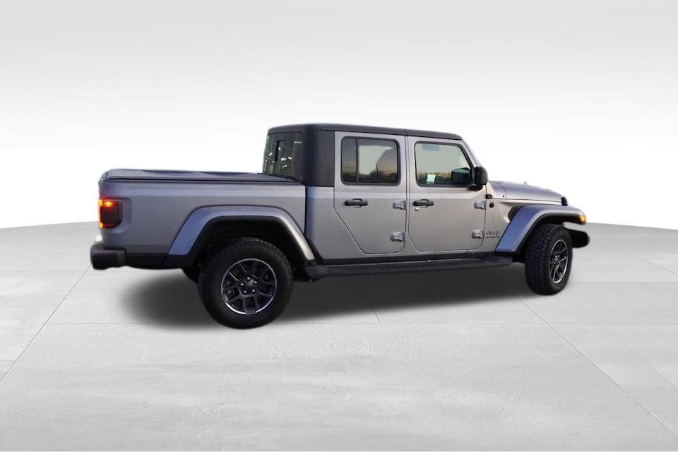 used 2020 Jeep Gladiator car, priced at $26,999