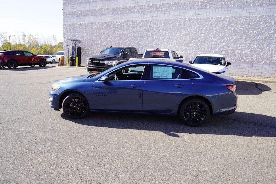 new 2025 Chevrolet Malibu car, priced at $28,190