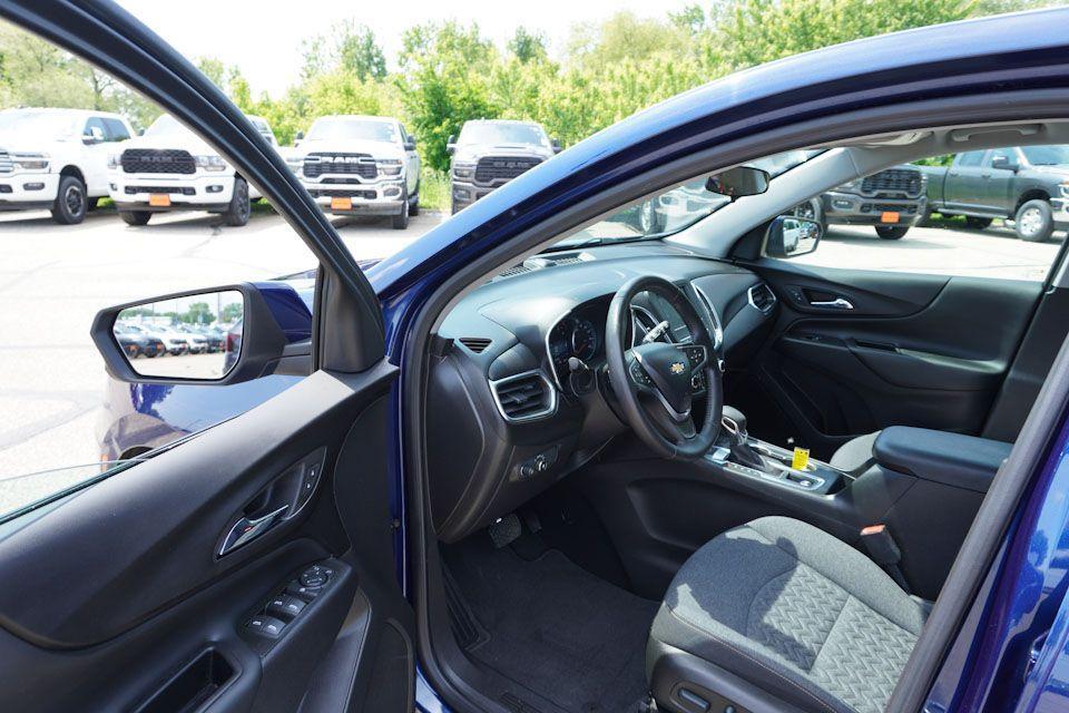 used 2022 Chevrolet Equinox car, priced at $23,336