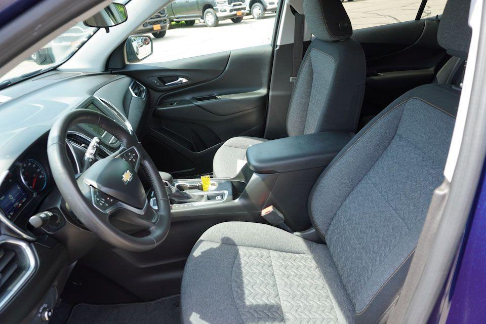used 2022 Chevrolet Equinox car, priced at $23,336
