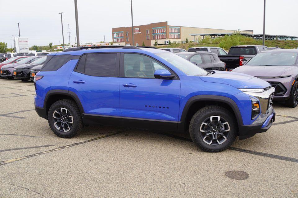 new 2025 Chevrolet Equinox car, priced at $35,373