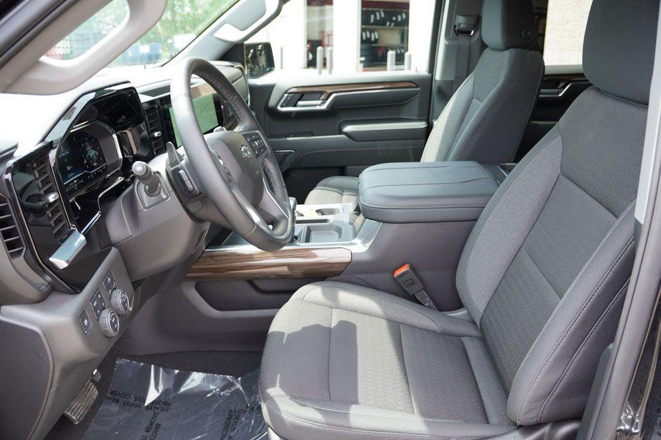 used 2025 Chevrolet Silverado 1500 car, priced at $55,444