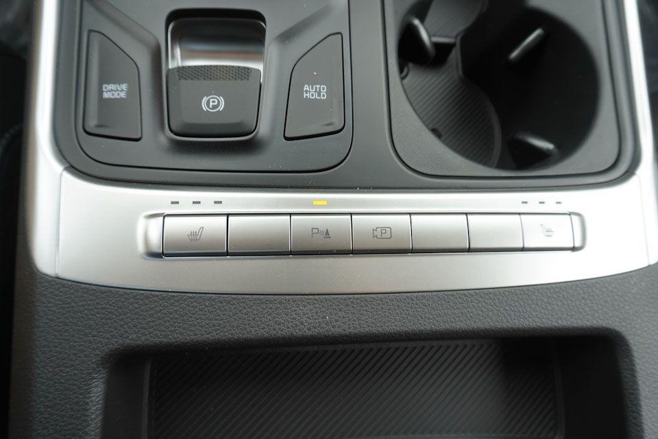 new 2025 Kia Carnival car, priced at $37,801