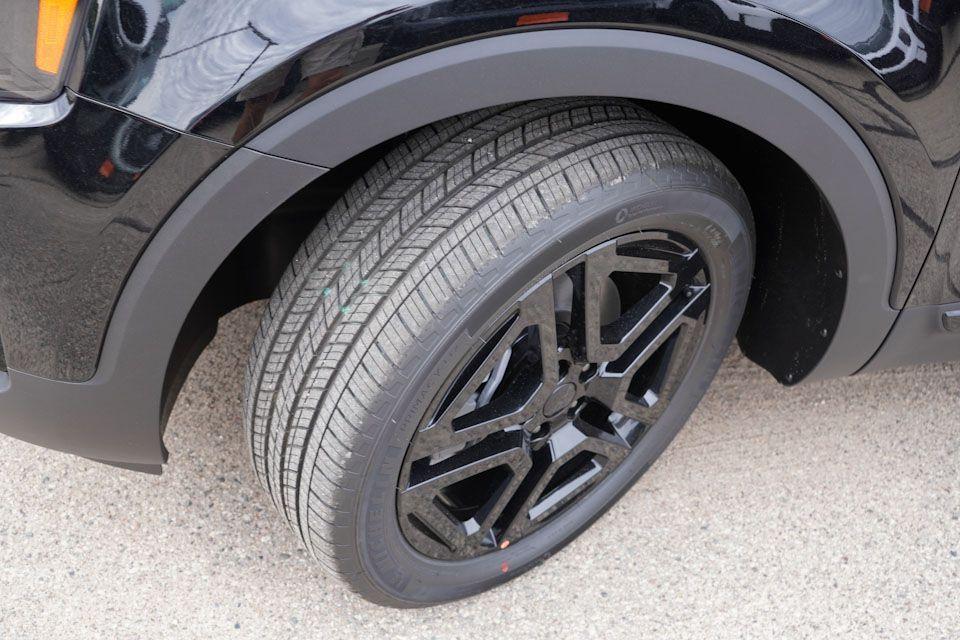 new 2025 Kia Telluride car, priced at $47,444