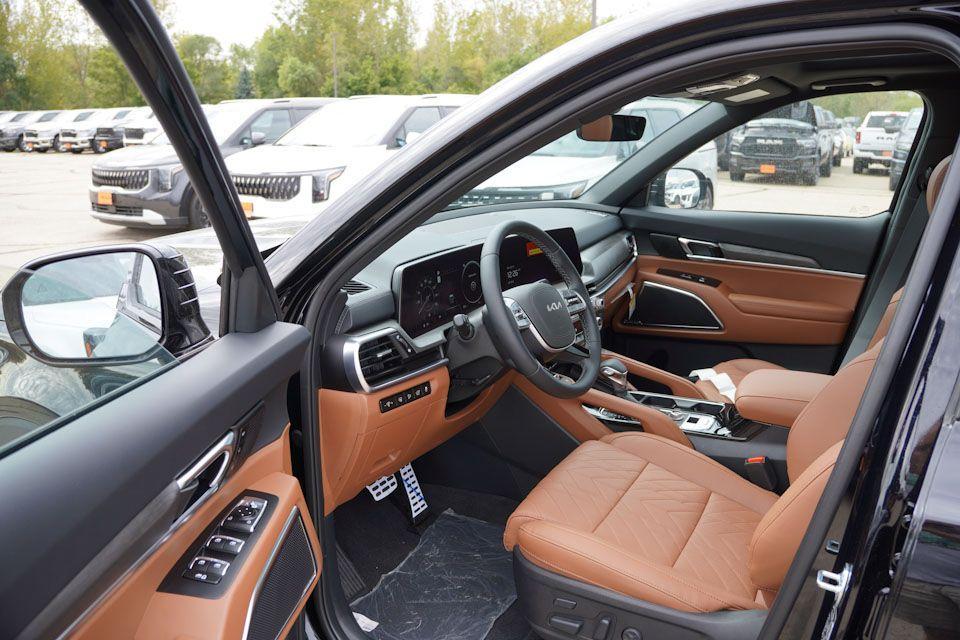 new 2025 Kia Telluride car, priced at $47,444