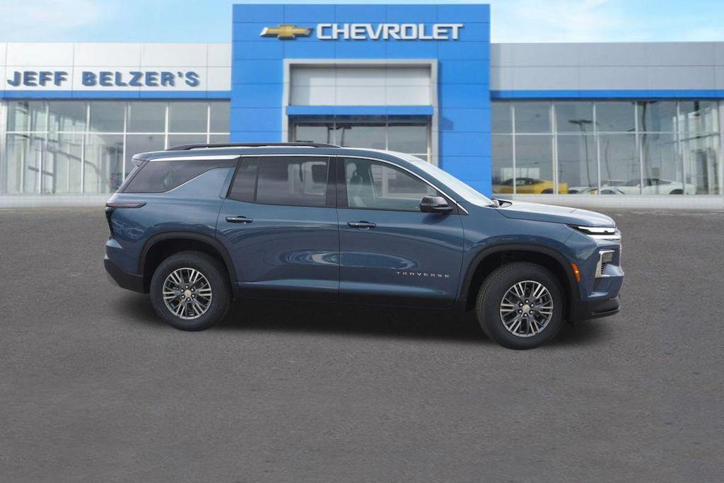 new 2025 Chevrolet Traverse car, priced at $43,598