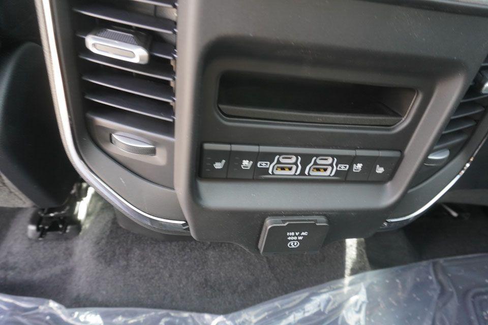 new 2025 Ram 1500 car, priced at $71,719