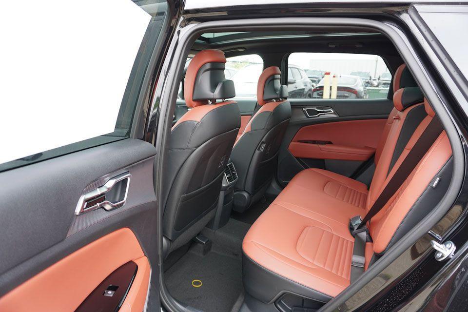 new 2025 Kia Sportage Hybrid car, priced at $36,065