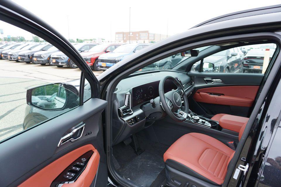 new 2025 Kia Sportage Hybrid car, priced at $36,065