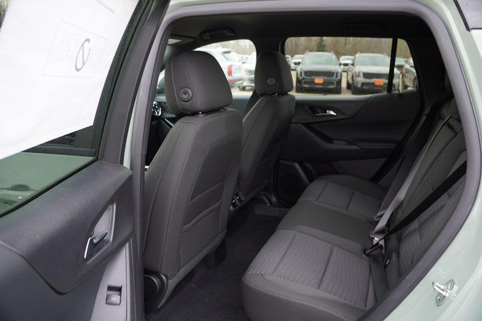 new 2026 Chevrolet Equinox car, priced at $29,940