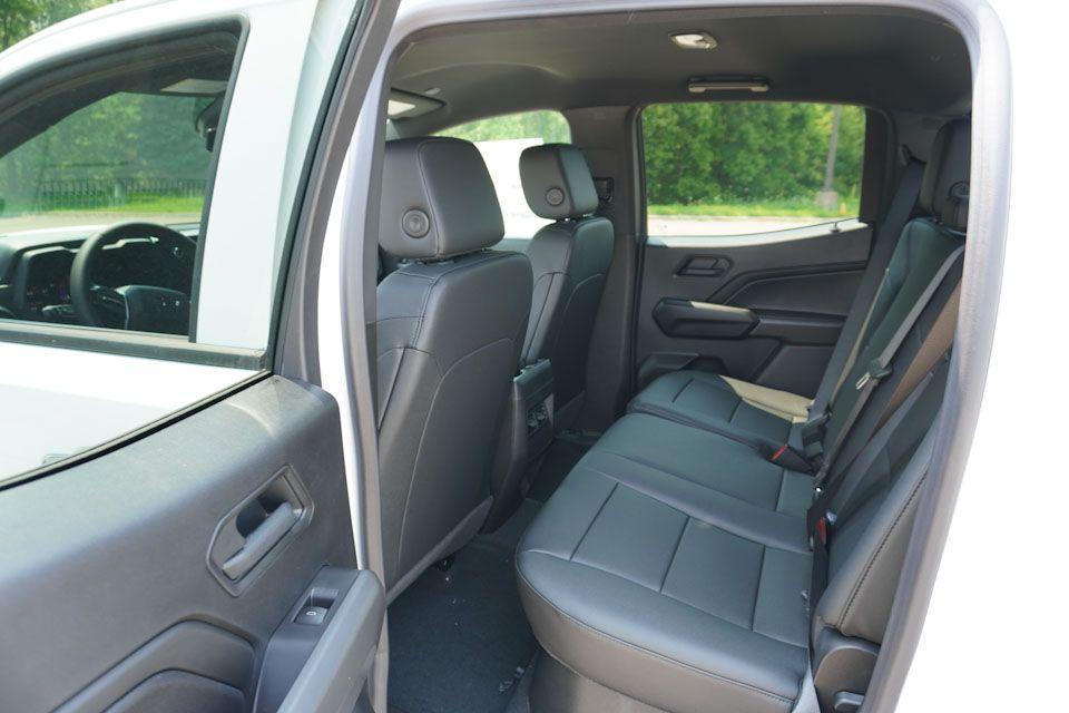 new 2025 Chevrolet Colorado car, priced at $39,515