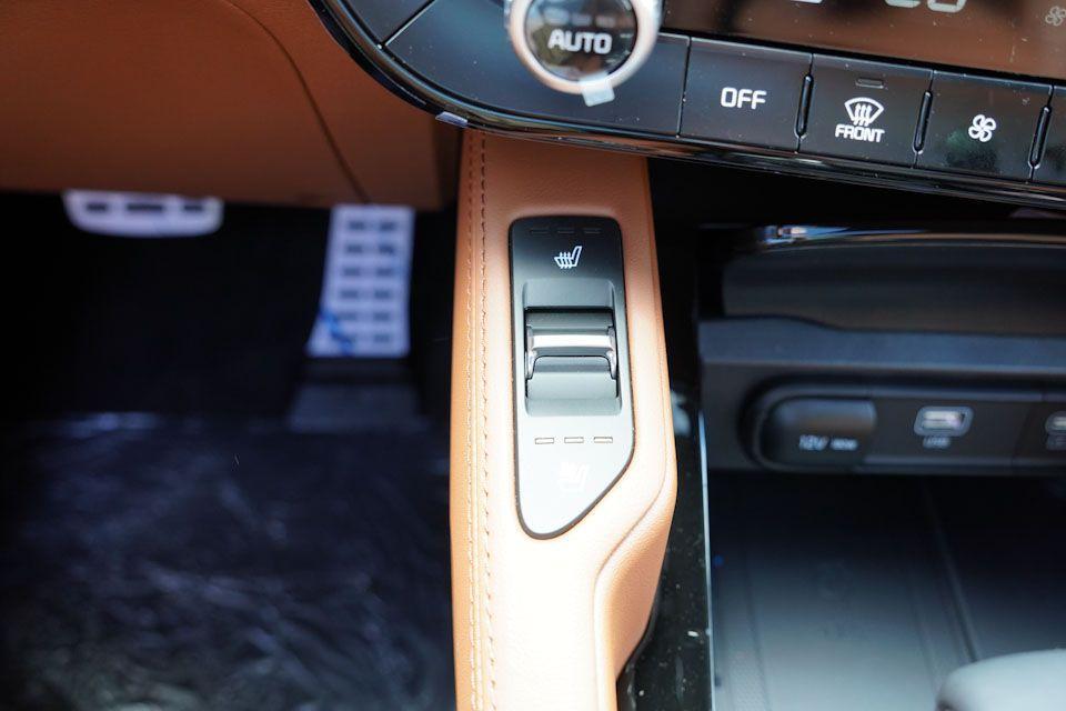 new 2025 Kia Telluride car, priced at $49,636