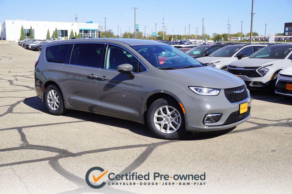 used 2023 Chrysler Pacifica car, priced at $25,459