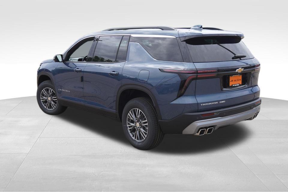 new 2025 Chevrolet Traverse car, priced at $41,295