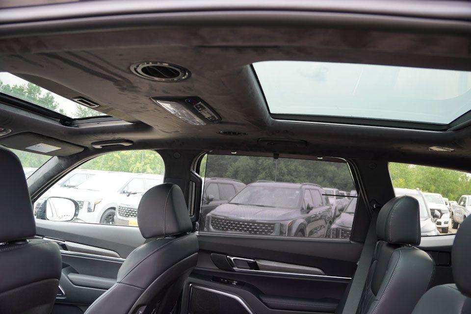 new 2025 Kia Telluride car, priced at $50,242