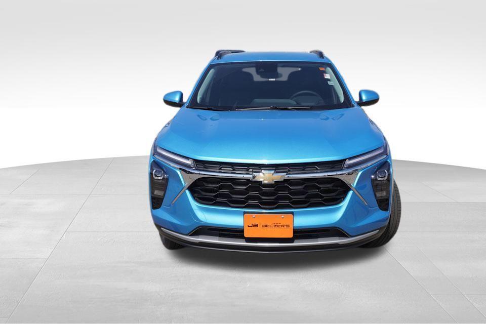 new 2025 Chevrolet Trax car, priced at $22,978