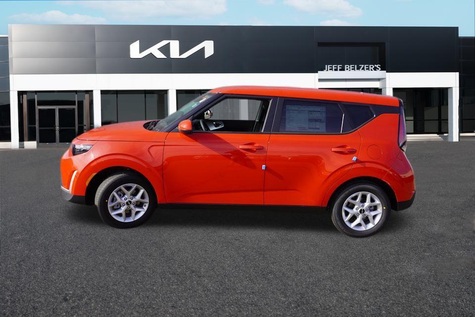 new 2025 Kia Soul car, priced at $20,307