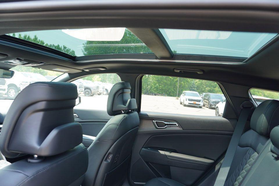 new 2026 Kia Sportage car, priced at $33,356