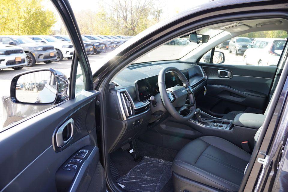 new 2026 Kia Sorento car, priced at $35,428