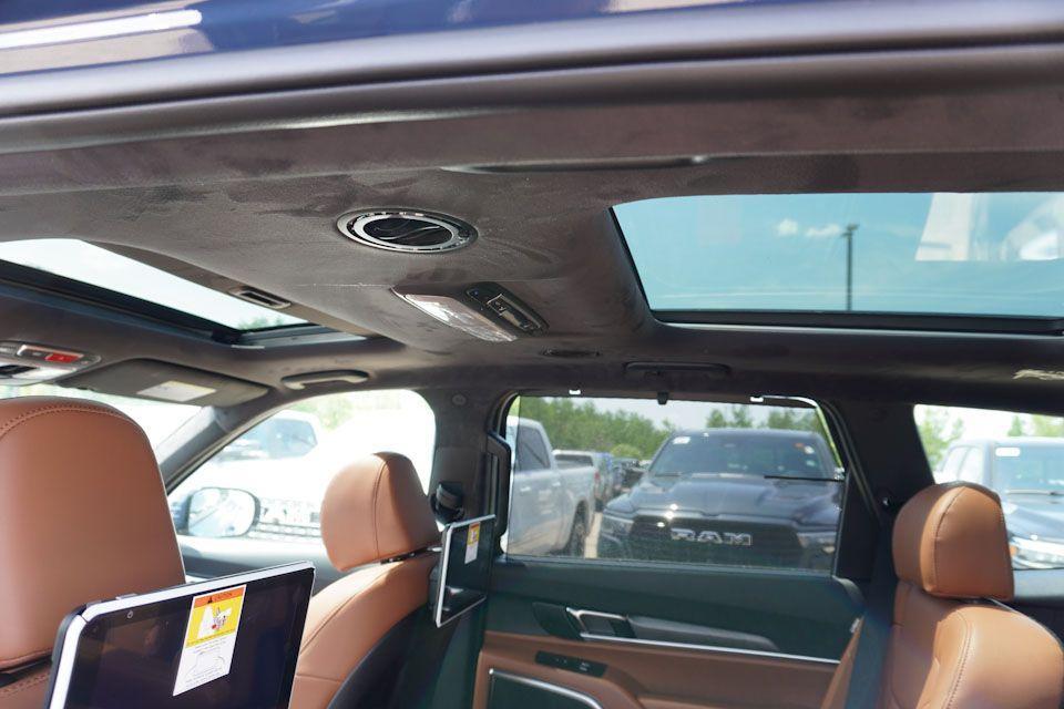 new 2025 Kia Telluride car, priced at $51,338