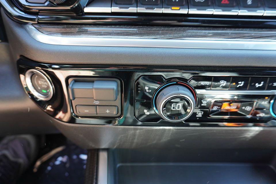 new 2025 Chevrolet Silverado 1500 car, priced at $52,940