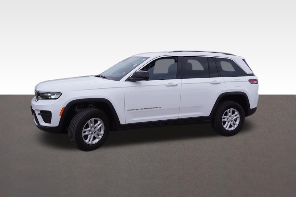 used 2023 Jeep Grand Cherokee car, priced at $33,852