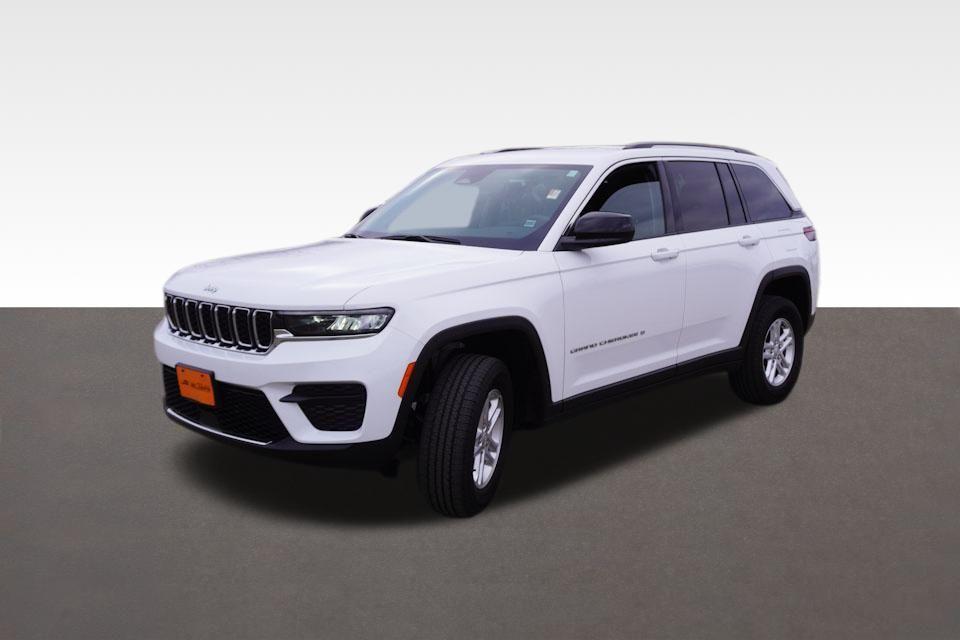 used 2023 Jeep Grand Cherokee car, priced at $33,852