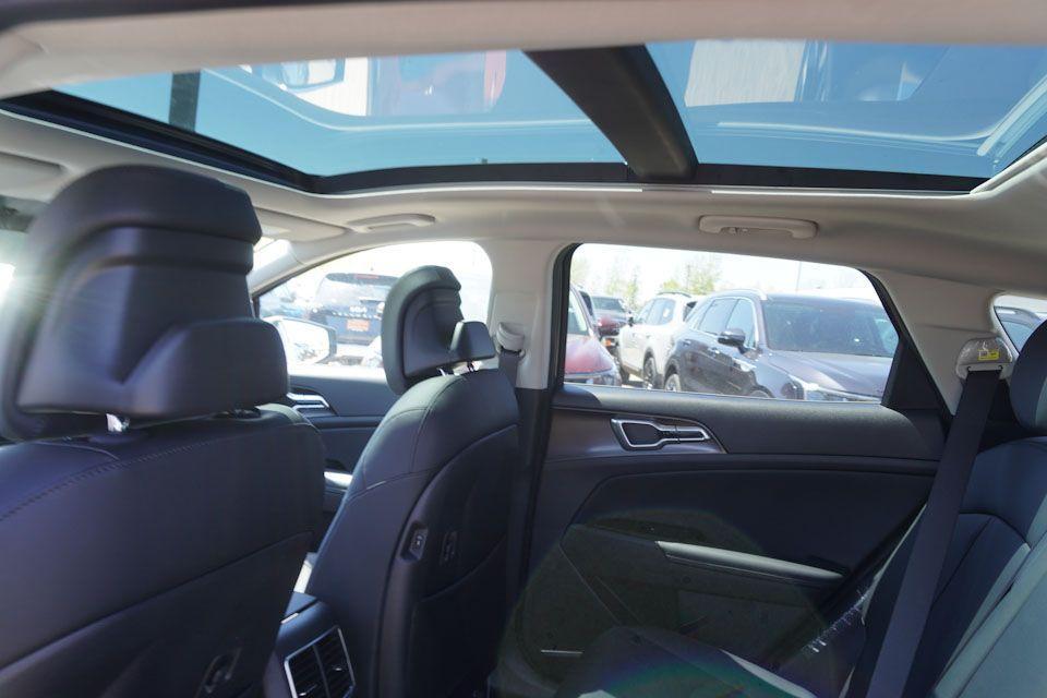 new 2025 Kia Sportage Hybrid car, priced at $32,660