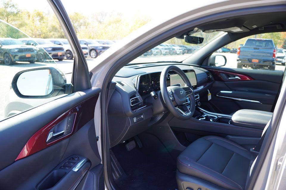 new 2026 Chevrolet Traverse car, priced at $49,661