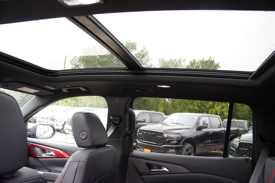 new 2026 Chevrolet Traverse car, priced at $58,020