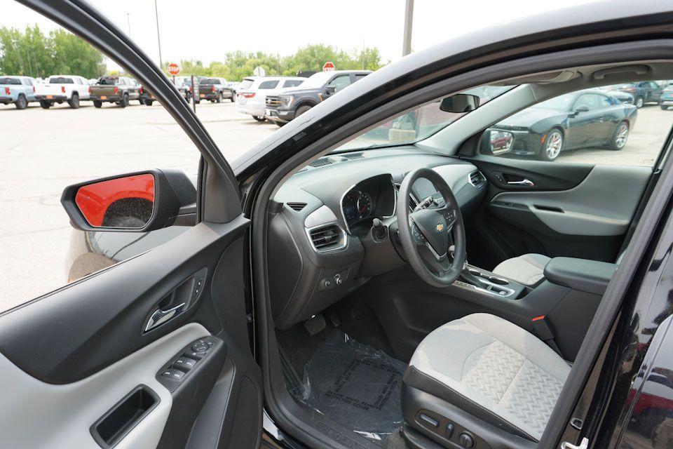 used 2024 Chevrolet Equinox car, priced at $22,930