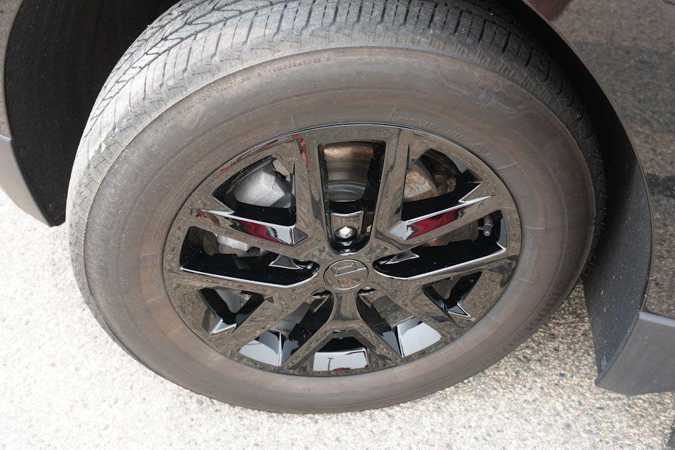 used 2024 Chevrolet Equinox car, priced at $22,930